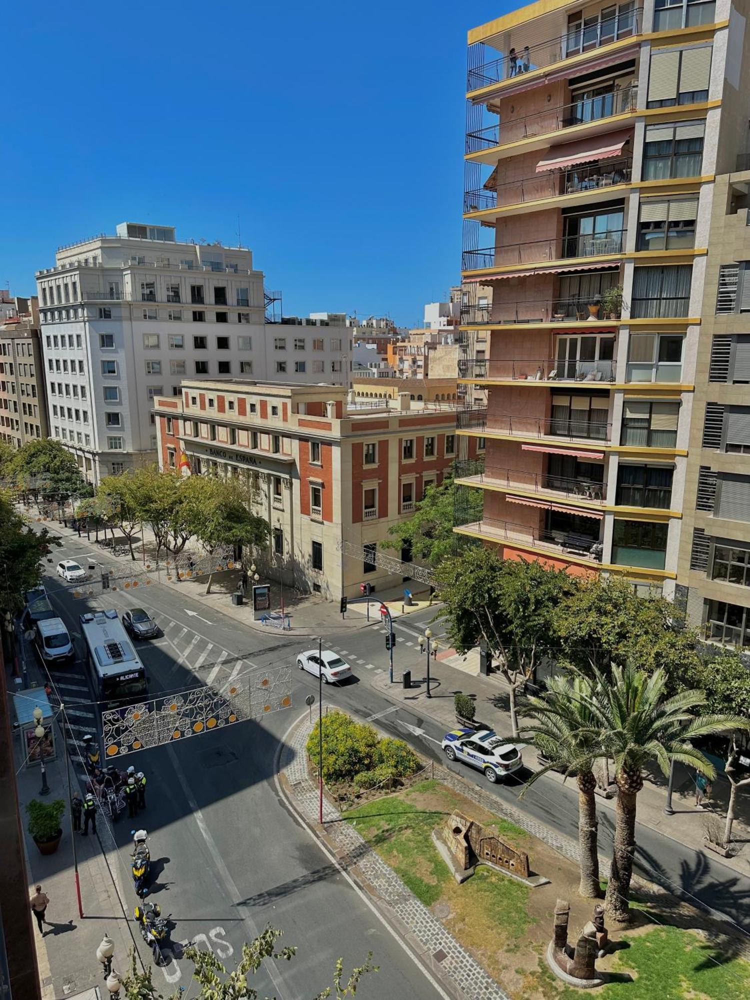 Piso En El Corazon De Alicante Con Ubicacion Unica Εξωτερικό φωτογραφία
